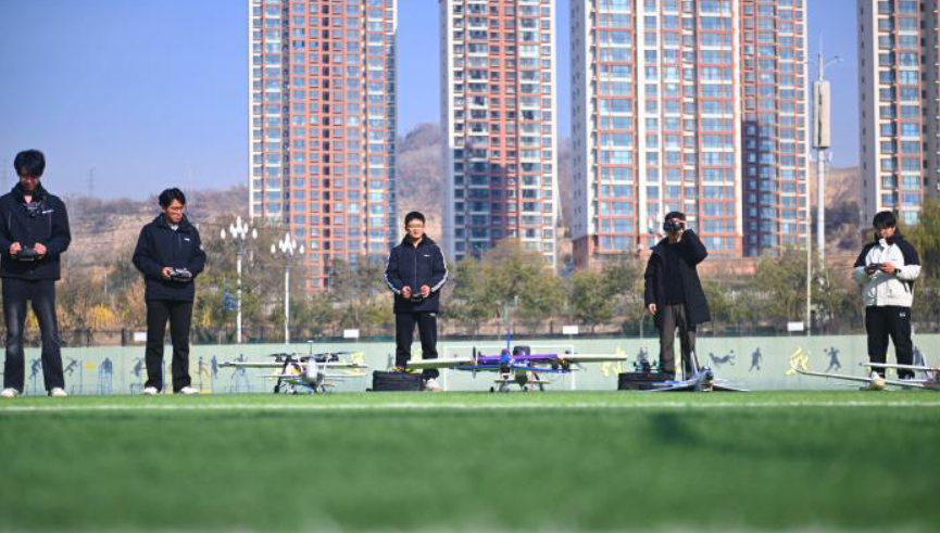 甘肃高校学子研制无人机：&ldquo;算法&rdquo;优化赋&ldquo;智慧&rdquo;